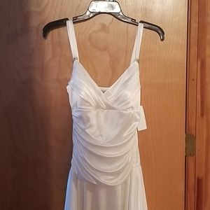 Off white semi-formal dress. Simple wedding dress. Medium. NWT.